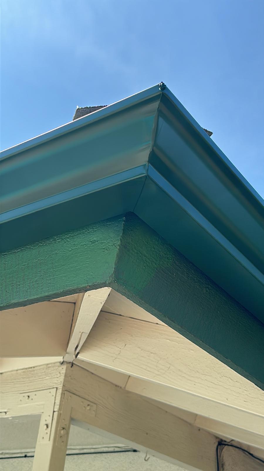 Gutter contractor Houston TX