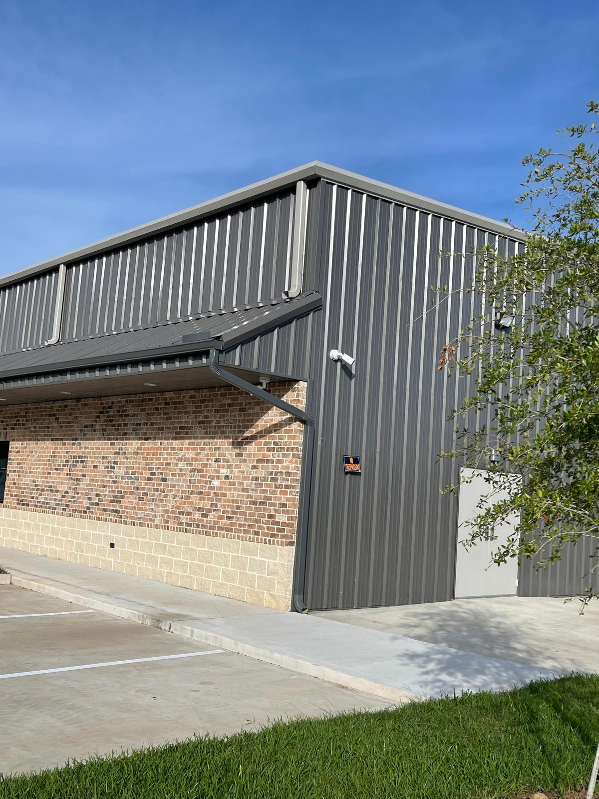 Gutter system completed Houston TX